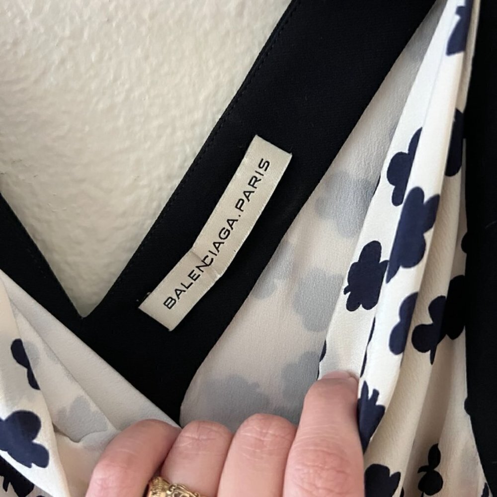 Balenciaga Paris White Silk Blend Clover Print Cowl Neck Mini Dress 36 / US 6  - Picture 5 of 9